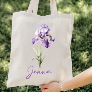 Februar Geburt Monat Blume personalisierte Tragetasche, Bachelorette Brautjungfer Geschenke, Geburtstagsgeschenk für sie, Hochzeitsgeschenk, Geschenk für Mama