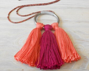 Free shipping - Boho tassel necklace - Tassel pendant - Pink and coral cotton tassels - Beaded necklace - Silvered wrapped hoop