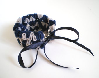 Morchela bracelet - Felt jewelry - Felt bracelet - Textil bangle - Navy blue bracelet