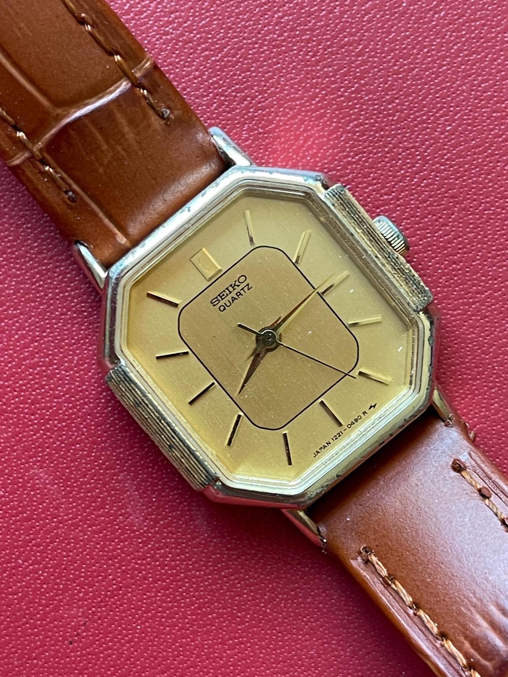 Vintage Seiko 1221 5330 Gold Plated Tank Style Ladies Quartz Watch Octagon Case Ridged Bezel Etsy Canada
