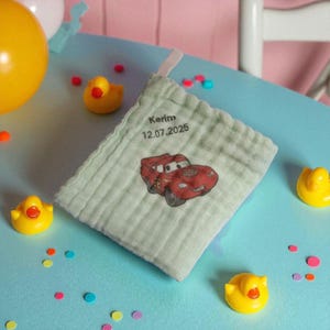 Baby burp cloth, muslin cloth with name and motif, personalized