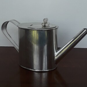 Oval "Gentleman's" Teapot made of Tin Plated Steel