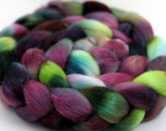 Illustrus - Handpainted Falkland wool top/roving - 4 oz