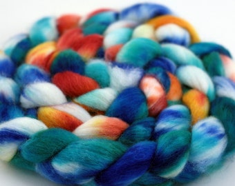 Blue Hawaii - Handpainted BFL/Silk blend wool top/roving - 4 oz