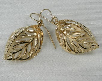 Gold Lantern Leaf Filigree Earrings