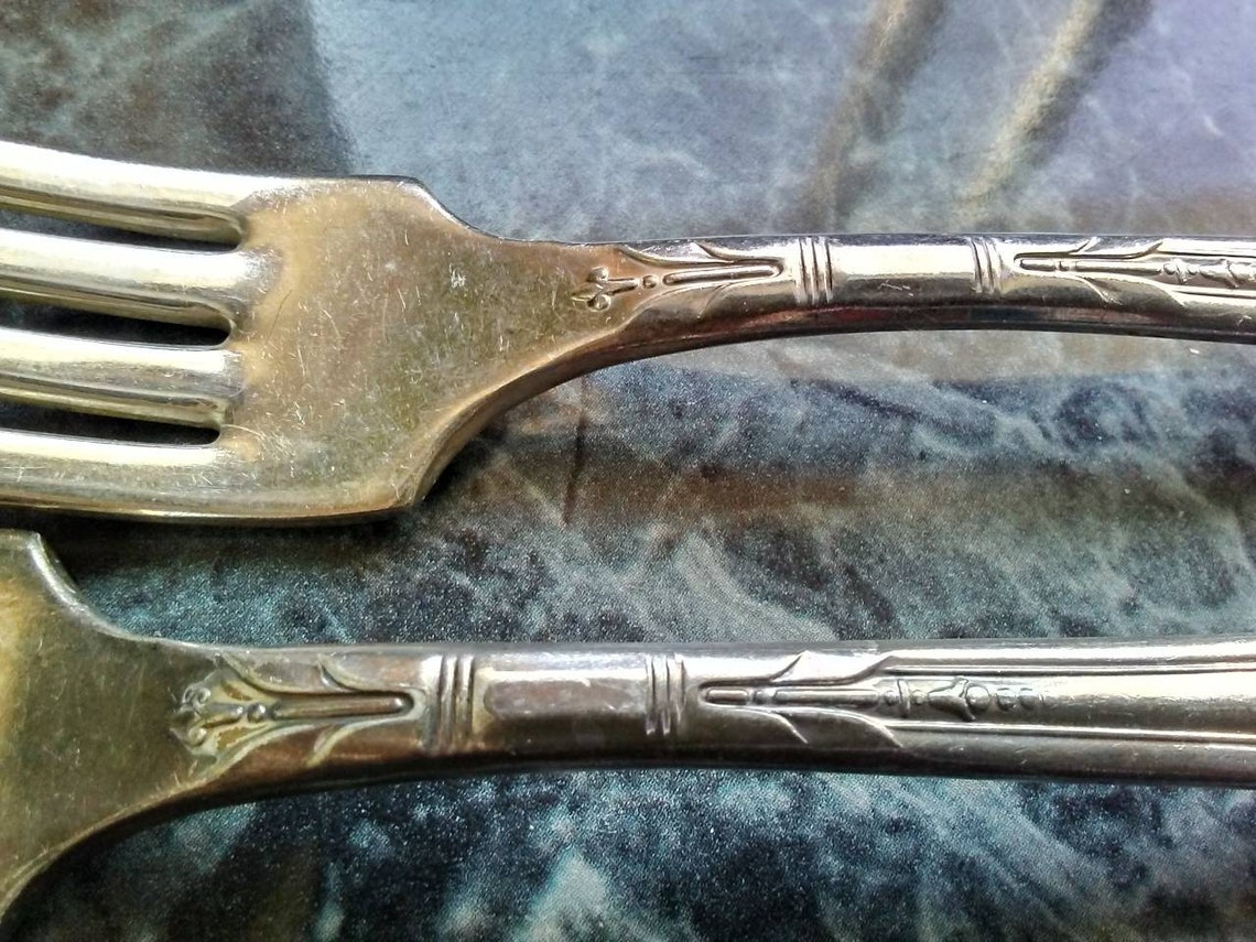 2 vintage forks dinner forks fine dining Tudor plate Oneida Etsy