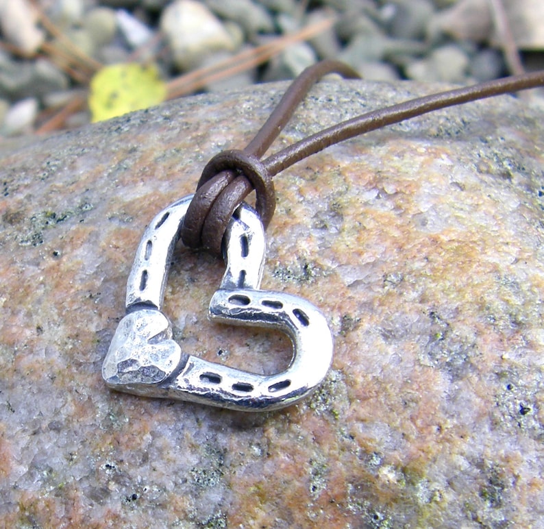 Heart and Horse Shoes Necklace, Horse Love Pendant, Rustic Handmade Jewelry, Hand Hammered, Equestrian Gift, Hand Cast Pewter image 5