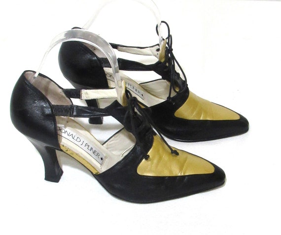 donald j pliner heel shoes