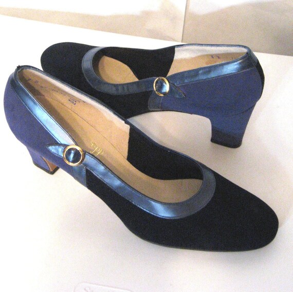 Vintage 1960s Shoes, De Liso, Suede Block Heel Pum