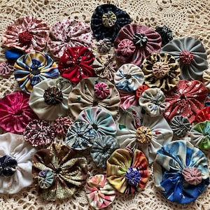 Wholesale 100 Primitive Teastain Fabric YoYo Flower Slow Stitch Applique Junk Journal Patch