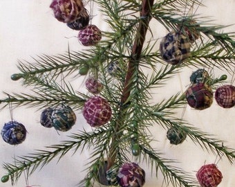 Farmhouse Primitive Miniature Homespun Rag Ball Christmas Feather Tree Ornaments