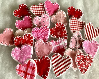 Cottagecore Penny Rug Miniature Feedsack Floral Fabric Heart Applique Slow Stitch Junk Journal Scrapbook Card Making Embellishments