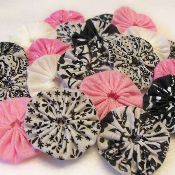 Yo-Yo Quilt Fabric Applique LOLITA Country French Accent Hair Bow Button Bead Handmade Headband Fascinator Necklace BLACK WHITE PINK Yo Scrapbook Goth Gothic Whimsy Hair Bow Embellishment Trim 100