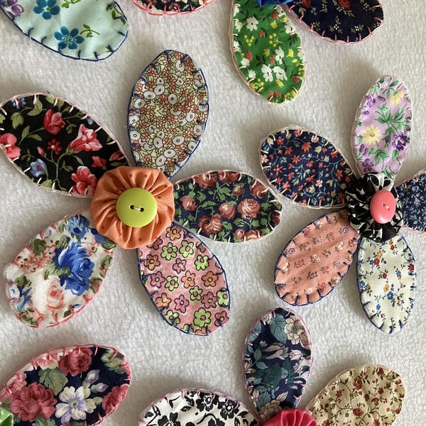 Penny Rug Feedsack Fabric Flower Petals Applique Bowl Filler Slow Stitch Patch