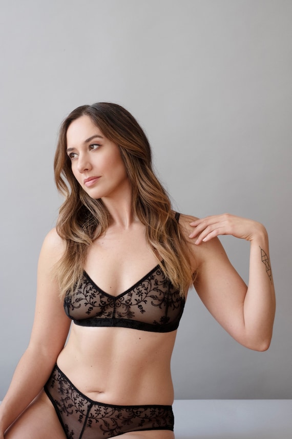 Black Velvet and Mesh Bra 'lobelia' Adjustable Back Bralette With