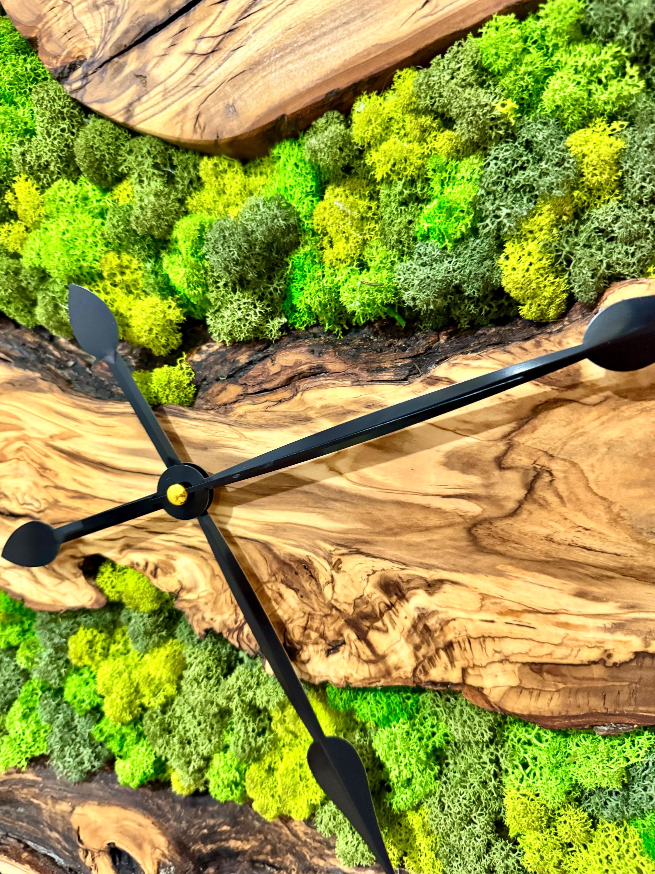 Moss Wall Clock Handmade Wall Clock Custom Moss Olive Wood Clock,metal ...