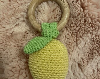 Hochet citron crocheté main