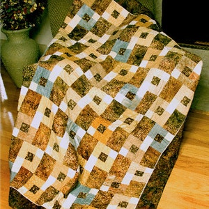 Quilt pattern - Blondies - an easy modern patchwork quilt
