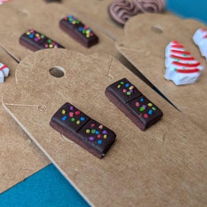 Snack Cake Earrings! Wearable Nostalgia / Little Debbie