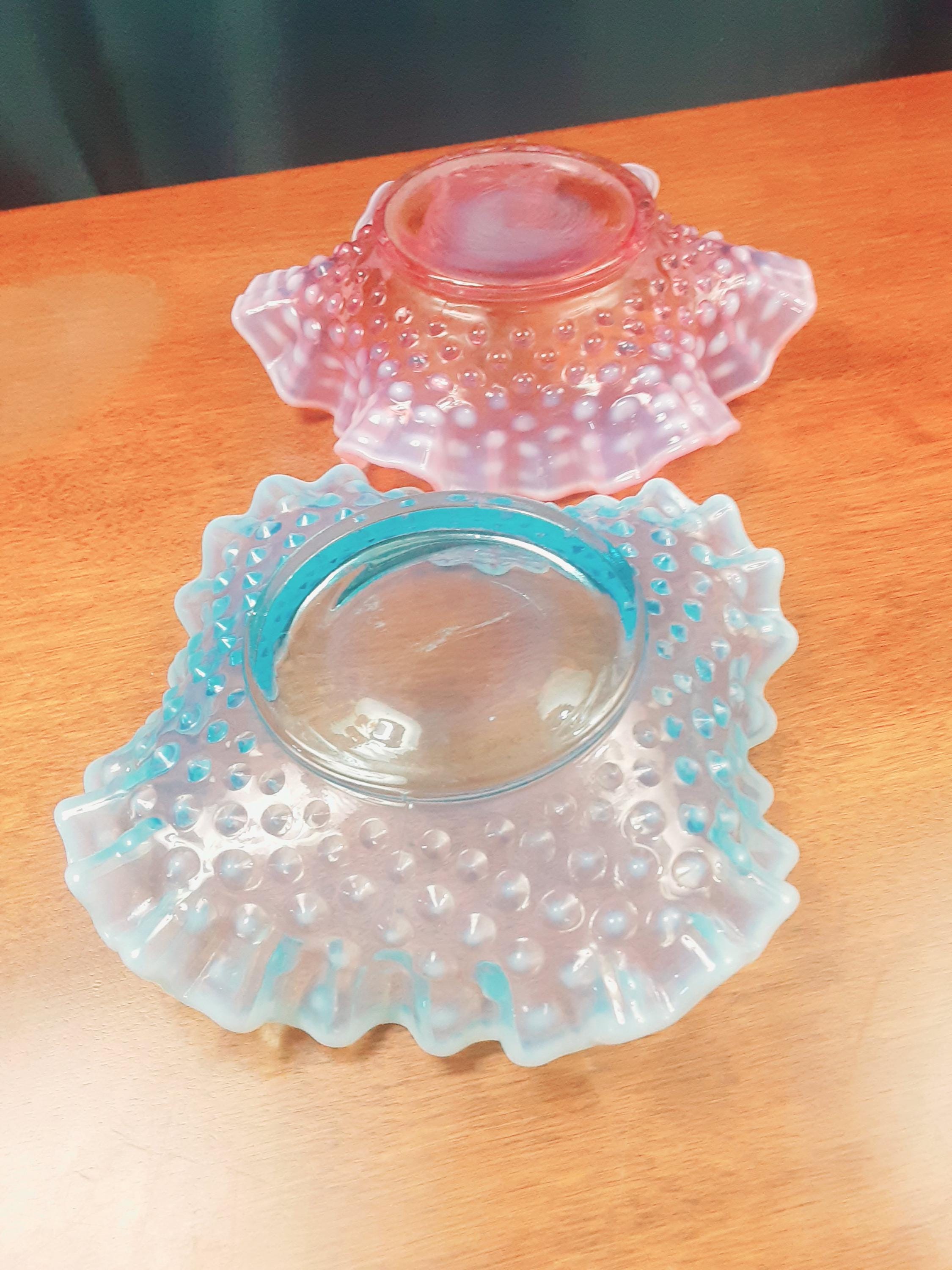 フェントン　ウラングリーンオパルセントホブネイル　キャンディディッシュコンポート 1950年代のヴィンテージ、フェントン社の手吹きオパールセント