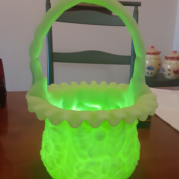 Antique Fenton lime custard ruffled poppy basket. Remarkable old glass art piece in excellent condition.