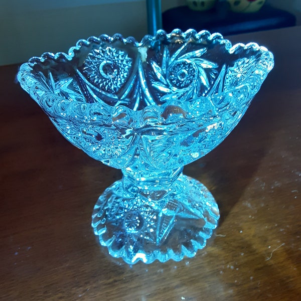 Sparkling antique 1950s Imperial Glass Co. "Nucut" Pedestal Dish w/ IG imprint.  Bellaire, Ohio.