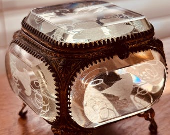 Portagioie Vintage In Vetro Con Coperchio Incernierato - Dorato - 16,5x8,9x8,4 Cm