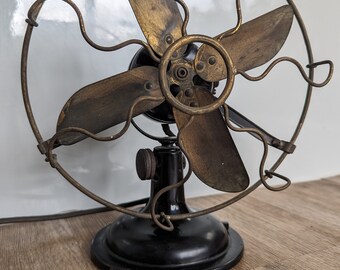 Ventilador antiguo de los años 20, ventilador antiguo, cuerpo de hierro fundido del ventilador de latón, ventilador original de antes de la guerra, ventilador de escritorio de estilo industrial, ventilador de principios del siglo XX