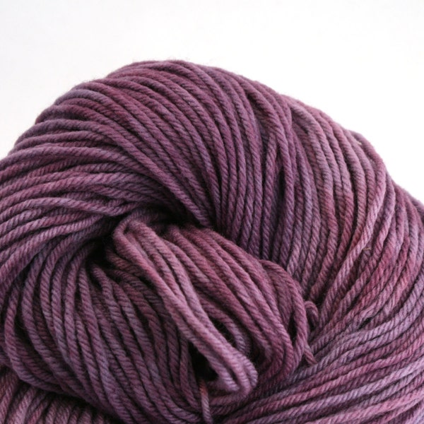 Windham 100% US Merino Hand Painted worsted weight 220 yds 201m ~4oz 113g Grape Ape