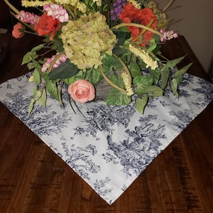 toile table square, blue toile table square, toile table linens, toile square for table, toile table cover, toile cover for table