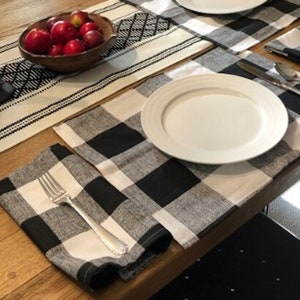 buffalo check napkins, black white napkins, black plaid napkins, white black napkins, buffalo plaid napkins, black white napkins
