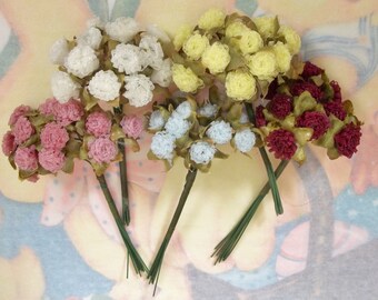 Tiny Artificial Carnation Bouquets: Crafting Flowers / Small Crafting