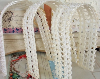 Vintage / Wedding Cake Topper Add-On / Backdrop / Arch / Bridal Shower Decoration / Three Items / Kitschy Retro Charm / Plastic Arbor