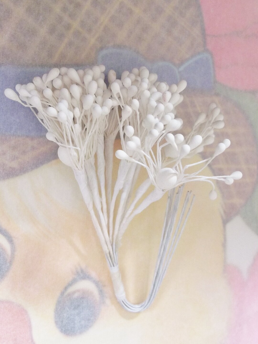 Vintage Millinery Supplies / Floral Pips Peps / Matte White / Stamens