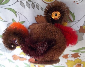 One / Vintage String Pom Poms / Thanksgiving Turkey / Holiday Decoration / Made from Vintage Craft Supplies / Bump Chenille