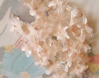 Vintage / One Millinery Floral Spray / Lightest Peach / #24 Blooms / Artificial Flowers / Wedding / Pearlized Stamen Pips / Fairy Crowns