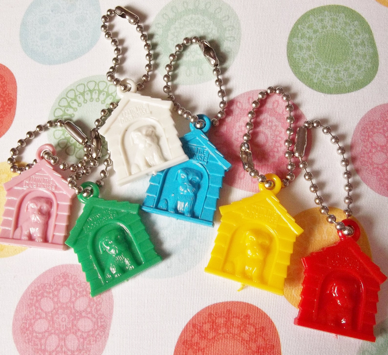Vintage / Hard Plastic Charms / Key Chains / I'm in Etsy