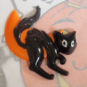 Vintage / Black Cat and Harvest Crescent Moon Cake Topper / One / Assemblage Art / Hard Plastic / Hand Painted / Halloween