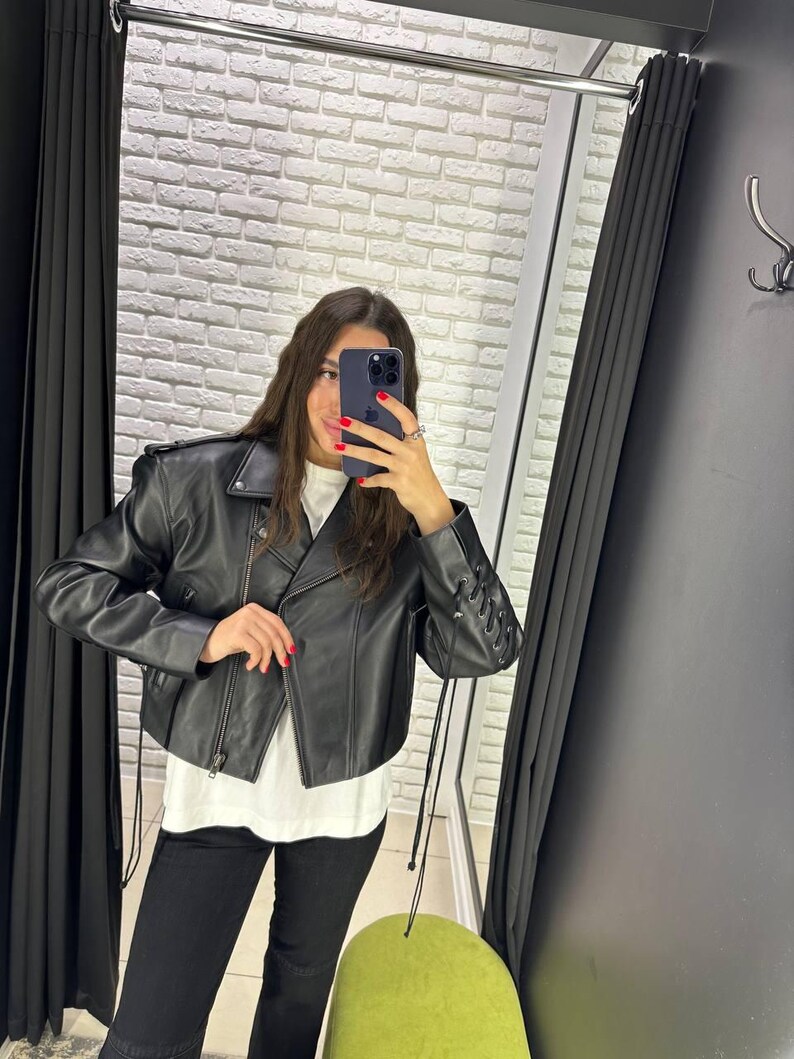 Handgemaakt schapenvachtleren bikerjack – vetermouwen, oversized pasvorm afbeelding 10