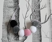 Pompom Micro Garland - TOUCH OF PINK (black,grey, pink and white)