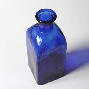 Vintage Cobalt Blue Bottle / Mid-century Colored Glass Flack, Decanter / Italy / 1980s
