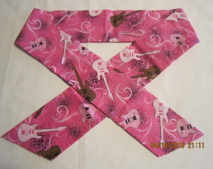 Extra Wide 3" Reusable Non-Toxic Cool Wrap / Neck Cooler  - Music - Guitars on Pink - CLEARANCE