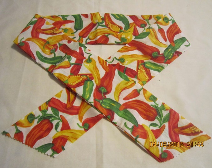 Extra Wide 3" Reusable Non-Toxic Cool Wrap / Neck Cooler  - Peppers - Hot Peppers on White