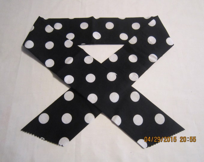 Extra Wide 3" Reusable Non-Toxic Cool Wrap / Neck Cooler  - Large Polka Dots - Black