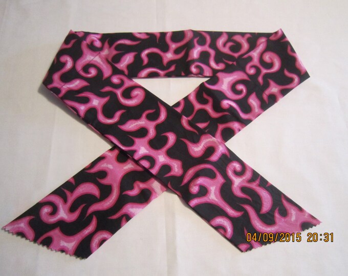 Extra Wide 3" Reusable Non-Toxic Cool Wrap / Neck Cooler  - Motorcycles/Goth - Pink Flames