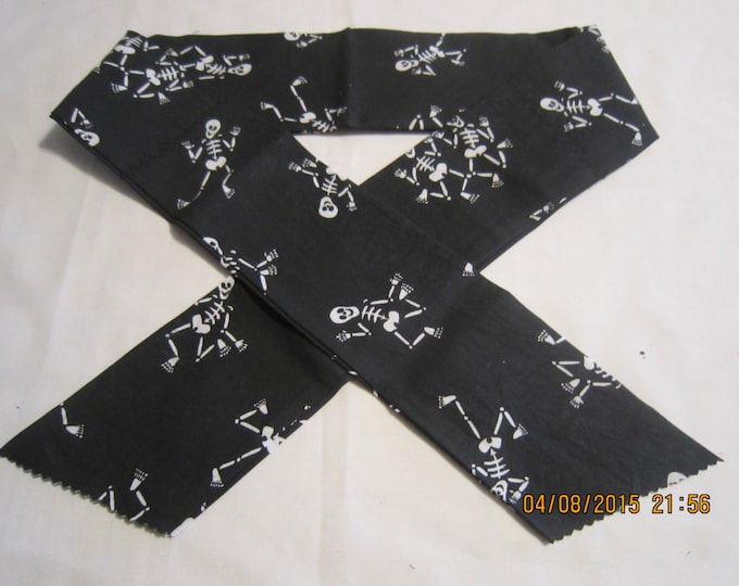 Extra Wide 3" Reusable Non-Toxic Cool Wrap / Neck Cooler  - Motorcycles/Goth - Skulls Skeletons on Black