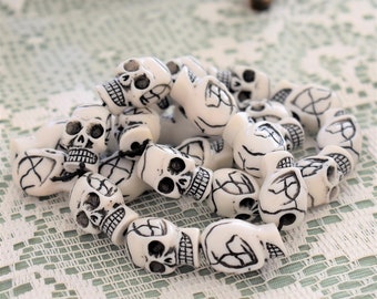 Skull Beads, White Acrylic Resin, 26mm Beads, 8 Beads