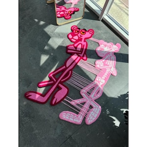 パンサータフテッド漫画キャラクター 3D ラグ、ユニークなカスタムカーペット ピンク