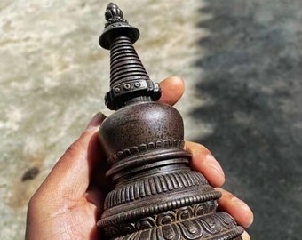 Reliquias de pagoda tibetana, artesanías de colección de oro, adornos de pagoda de cobre puro