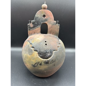 Vtg BARBARA HEARD Raku Art Pottery Lidded Pot Vessel Southwest Theme Signed